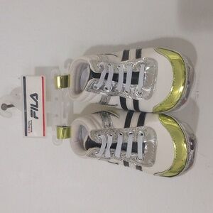 Fila baby shoes